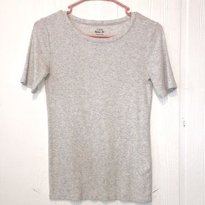 Plain grey tee